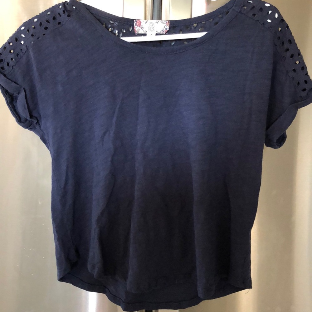 Pink Rose Vintage Women’s Medium T Shirt